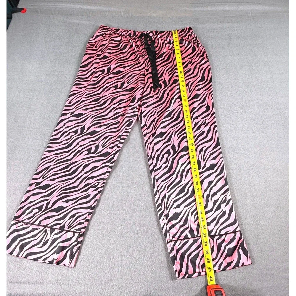 Victoria's Secret Zebra Print Pajama Set Pink Black Button Top Pants XL Comfort - Picture 9 of 12